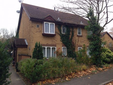 View Full Details for Albany Park, Colnbrook, Slough